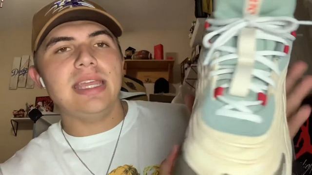 Vlog Ep. 1 + Travis Scott Air Max 270 for $300!? смотреть онлайн