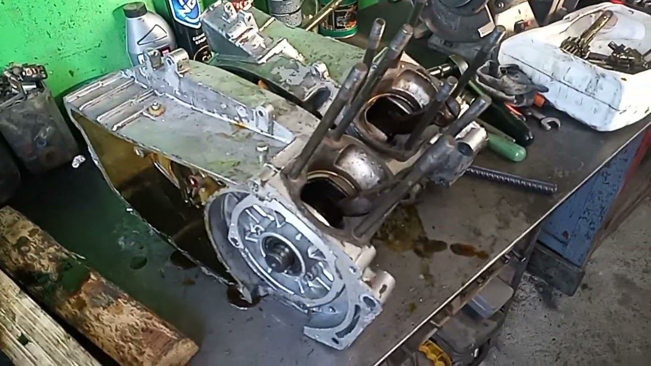 Разборка и дефектовка двух двигателей ИЖ Юпитер 5 смотреть онлайн