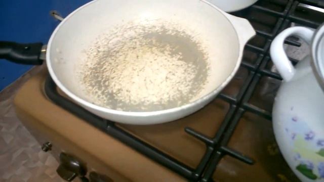 Макароны с сосисками и с подливой смотреть онлайн