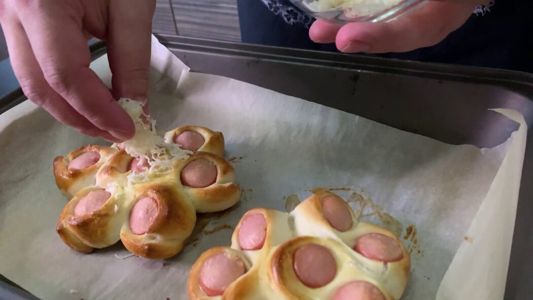 ??СОСИСКА ЦВЕТОЧЕК В ТЕСТЕ??