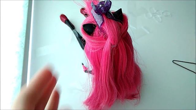 Самая простая коса без плетения. Красивая коса для куклы из резиночек смотреть онлайн