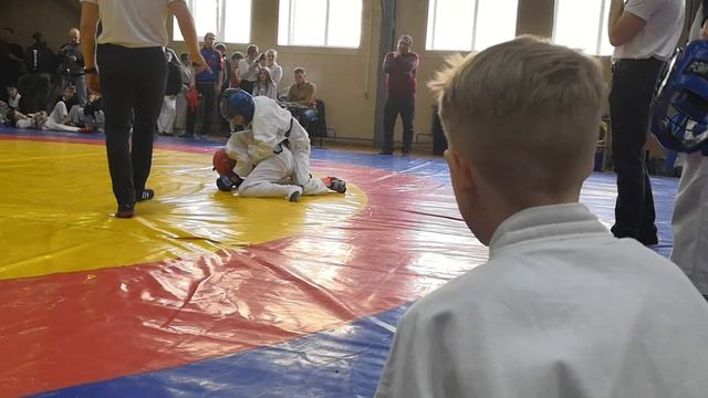1/4 финала. Дети 10-11 лет весовая категория до __ кг смотреть онлайн