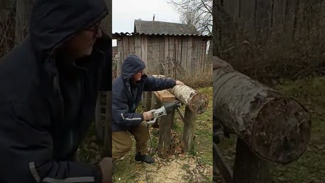 Сабельная пила Зубр1400w. Брёвна не проблемма. смотреть онлайн