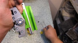 Выбираем 2-х координатные столики для сверлильной стойки.