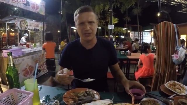 ЕДА В ТАИЛАНДЕ БЕЗЛИМИТНЫЙ БУФЕТ В ПАТТАЙЕ ОГРОМНЫЙ КРАБ #тайланд смотреть онлайн