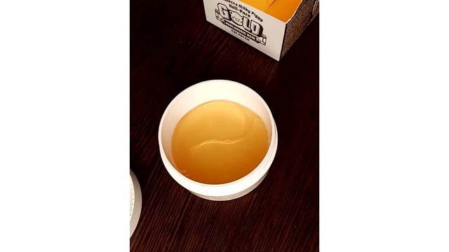 Патчи для глаз Elizavecca Milky Piggy Hell-Pore Gold Hyaluronic Acid Eye Patch смотреть онлайн
