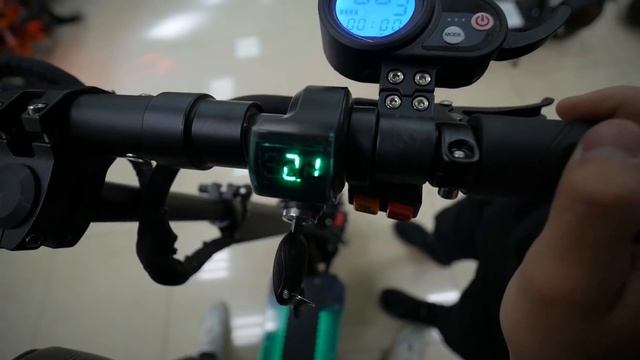 КУПИЛ ОЧЕНЬ ДИКИЙ ЭлектроСамокат ДЛЯ ТРЮКОВ за 90.000руб смотреть онлайн