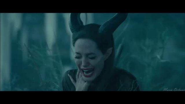 Малефисента-Ты думал, что я слабая смотреть онлайн