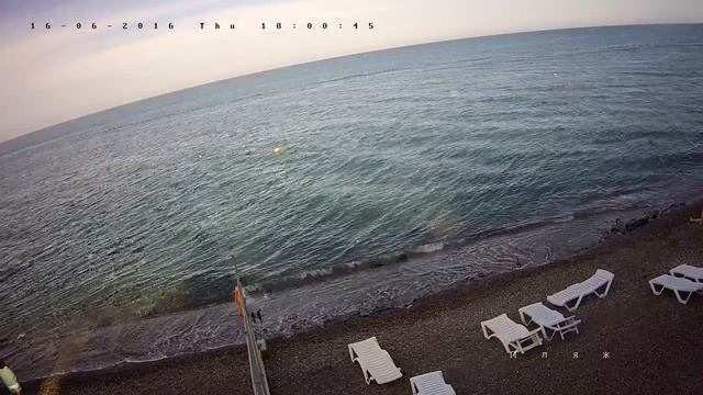 Вебкамера "Пляж Дубны". Запись 16.06.2016 18:00:03 смотреть онлайн