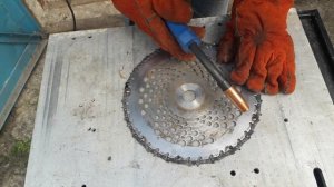 Самоделки : Диск для бензокосы с цепью от бензопилы