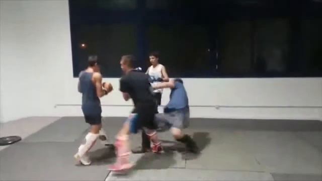 CLASSES DE MUAY THAI AL CROSSFIT LYNX смотреть онлайн
