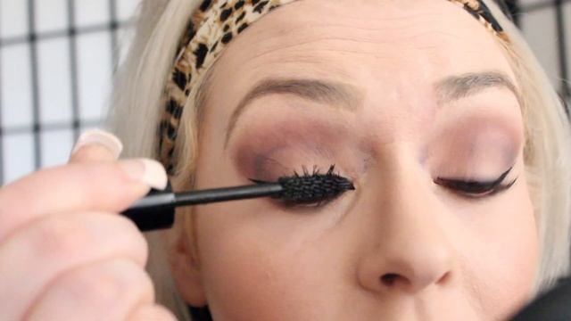 LE VOLUME DE CHANEL MASCARA DEMO смотреть онлайн