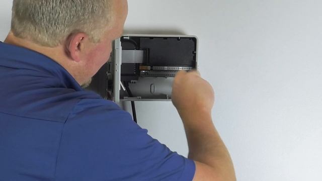 How To Install the Bhyve Smart Irrigation Controller смотреть онлайн