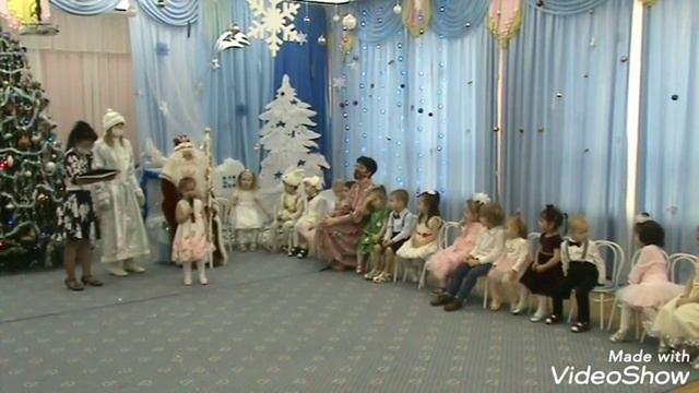 у моей принцессы первый утренник в садике!!! стих учили всей семьёй!!! смотреть онлайн