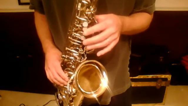 Yamaha YAS 23 Alto Sax 3.wmv смотреть онлайн