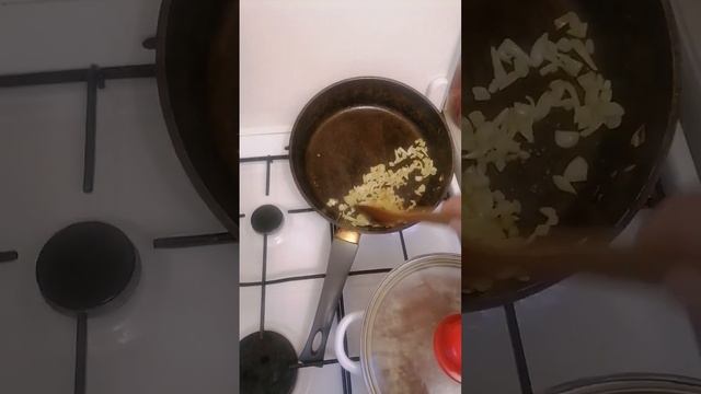 как правильно жарить лук, лайфак и быстро и быстро... смотреть онлайн