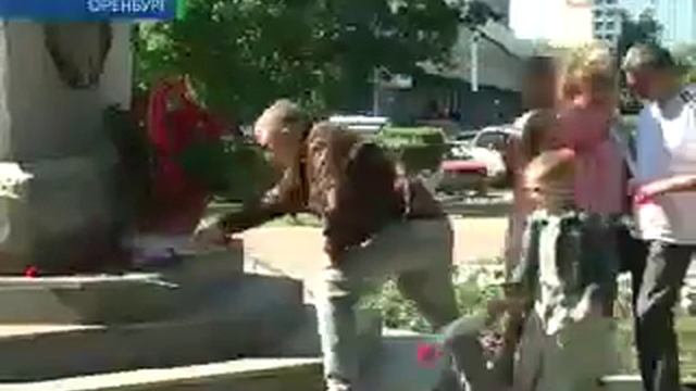 На фоне Пушкина 6 06 13 смотреть онлайн