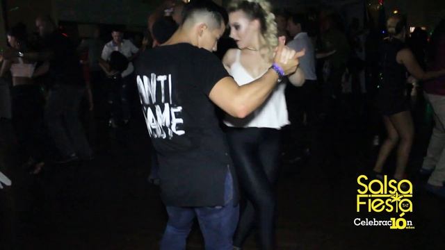 Gio Ochoa and Carolina Fajardo Bachata at Salsa Fiesta TnT 2018 смотреть онлайн