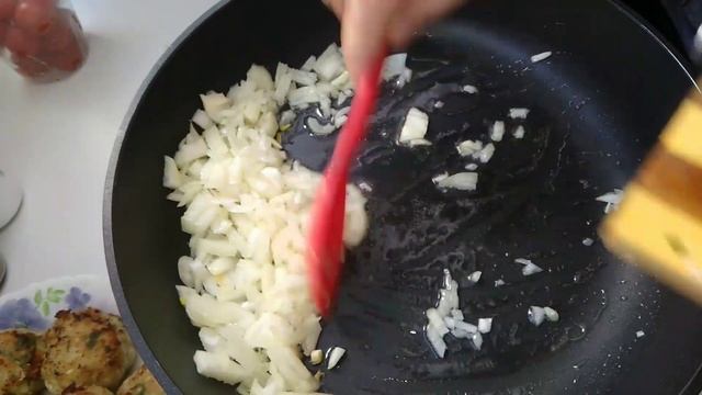 Тефтели с рисом. Просто и вкусно. смотреть онлайн