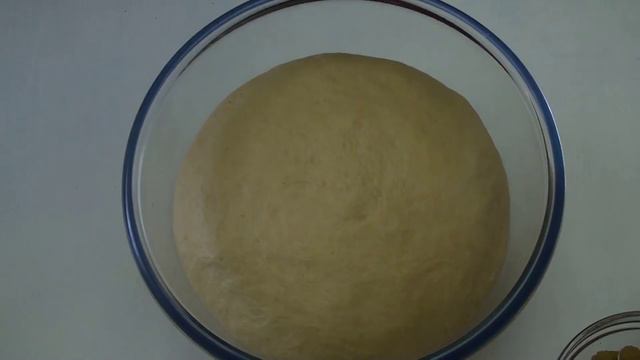 Şokolad iclikli bulka.👌O gədər ləzzətli ki . Bir yeyən birdə istəyir. Məktəb bulkasi смотреть онлайн