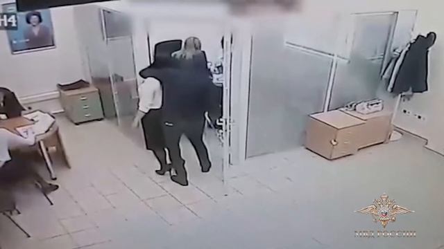 Тюмень. Ограбление банка "Открытие" смотреть онлайн