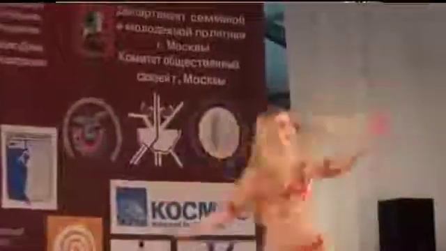 Узбекская песня Танец живота Блондинка Сурнай Лазги смотреть онлайн