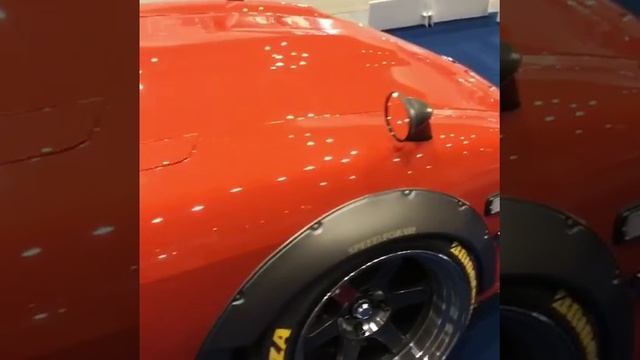 240z with clean Orange paint смотреть онлайн