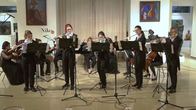 H. Beeftink Squirrells arr. for flute Ensemble Sforzando and string orchestra (N. Osipova) смотреть онлайн