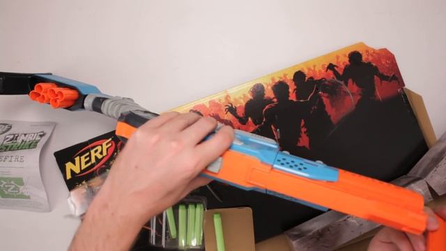 Nerf Zombie Strike SledgeFire Blaster Unboxing смотреть онлайн