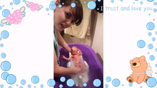 Иданчику 1 месяц. Первое купание. Держим головку смотреть онлайн