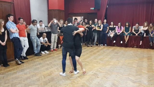 Walter Fernandes & Tais Benite Samba de Gafieira London смотреть онлайн