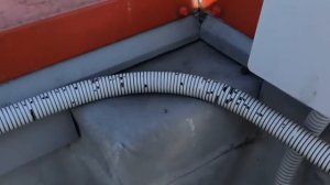 Серая гофра - уличный монтаж! Не делайте так, никогда! Что стало с гофрой через несколько лет..mp4