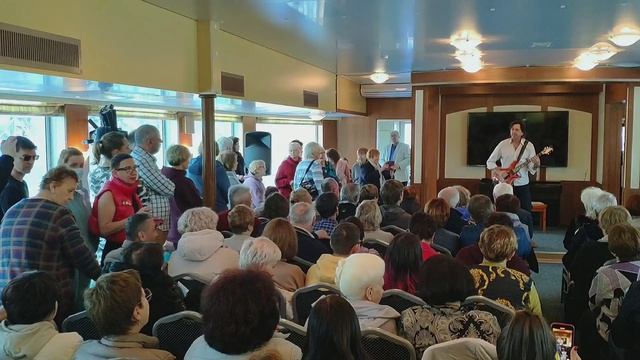 Круиз на т/х "Константин Симонов" из Москвы в Санкт-Петербург, день 1-ый: Знакомство с теплоходом смотреть онлайн