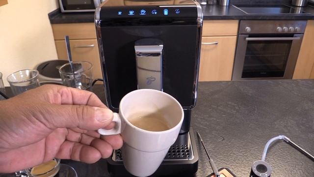 Tchibo Esperto Pro Kaffeevollautoamt - TEST смотреть онлайн