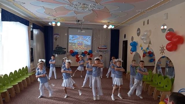 Танец "На палубе матросы" смотреть онлайн