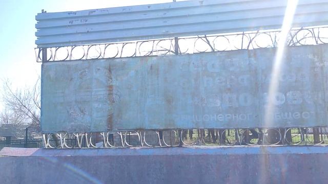 Тараз(Джамбул) Обзор бывших пионерских лагерей "Химик" и "Автомобилист" в стороне Чолдала. смотреть онлайн