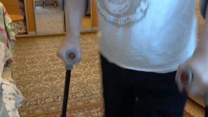 Научиться ходить на протезах бедра и голени.
