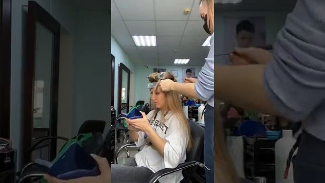 Рабочий момент( прикорневое мелирование)?? смотреть онлайн