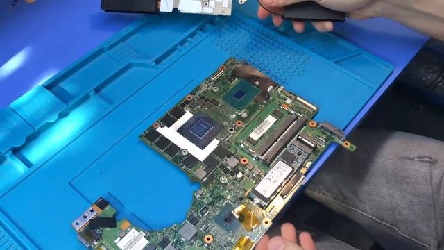 Почему не надо разгонять ноутбуки?Непростой ремонт МОНСТРА-ПРЕДАТЕЛЯ Acer Predator 17 после разгона смотреть онлайн