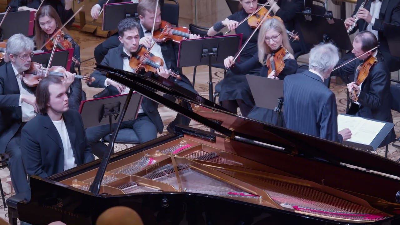 Вольфганг Амадей Моцарт, концерт №23 для фортепиано с оркестром A-Dur смотреть онлайн