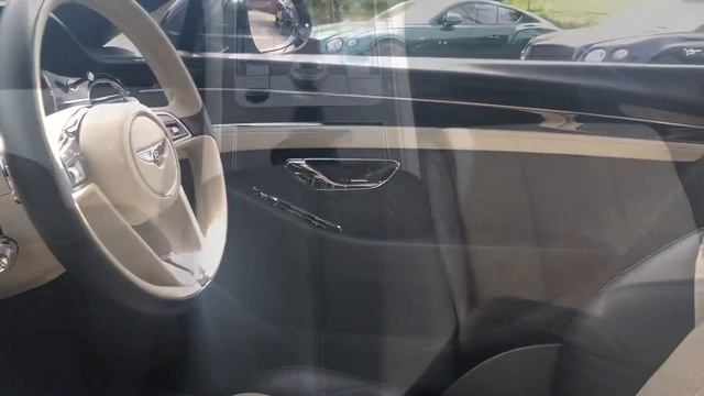 2019 Onyx Black Continental GT W12 смотреть онлайн