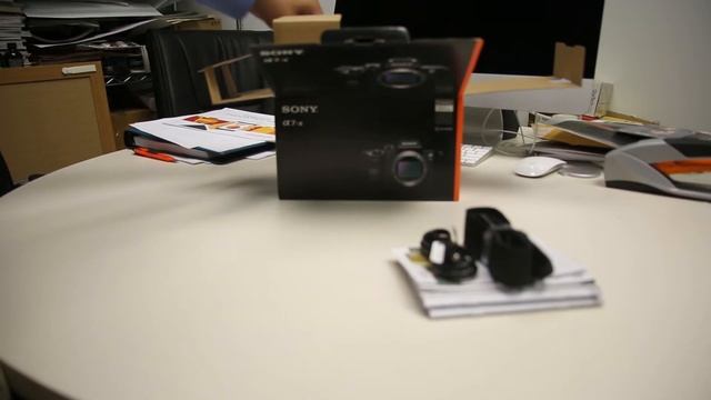 Unboxing Sony Alpha a7R III Mirrorless Digital Camera смотреть онлайн