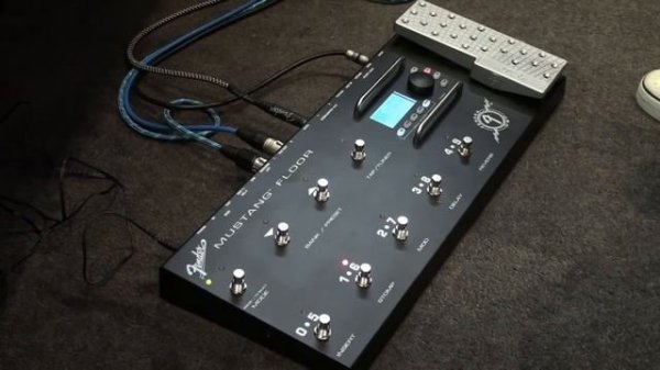 Fender Mustang Floor part 1