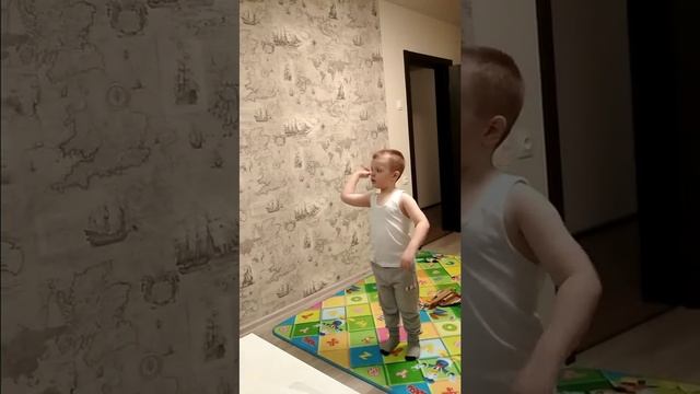 Бумеранг из картона смотреть онлайн