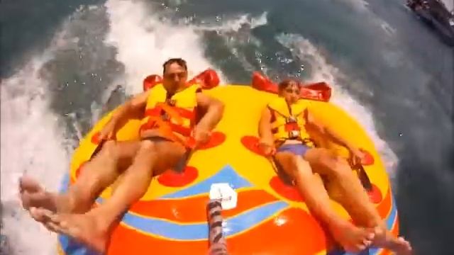 Сына сдуло с ватрушки. А потом отца... смотреть онлайн