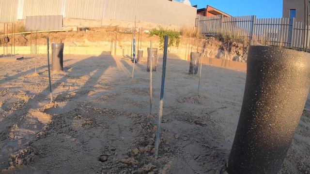 1 Варваровка выравнивание песком под плантер