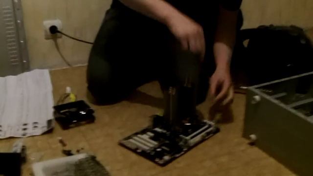 Sandy Bridge установка материнской платы и кулера LGA 1155 смотреть онлайн