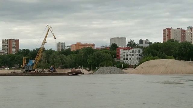 Рубрика "ВОПРОС-ОТВЕТ". Выпуск 2. Любимые места прогулок в родном городе.6.07.21. смотреть онлайн