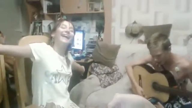 значит, мамка не нашла смотреть онлайн