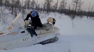 Тайга Патруль 551 SWT. Катаемся, попали в верховодку и снегоход превращается в лодку.